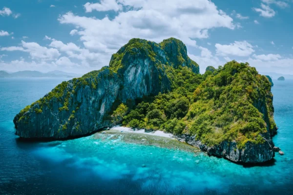 drone view of Entalula Island